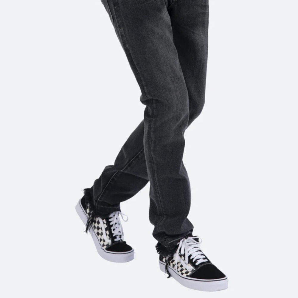 Mnml D212 Black Straight Denim. size 32.
